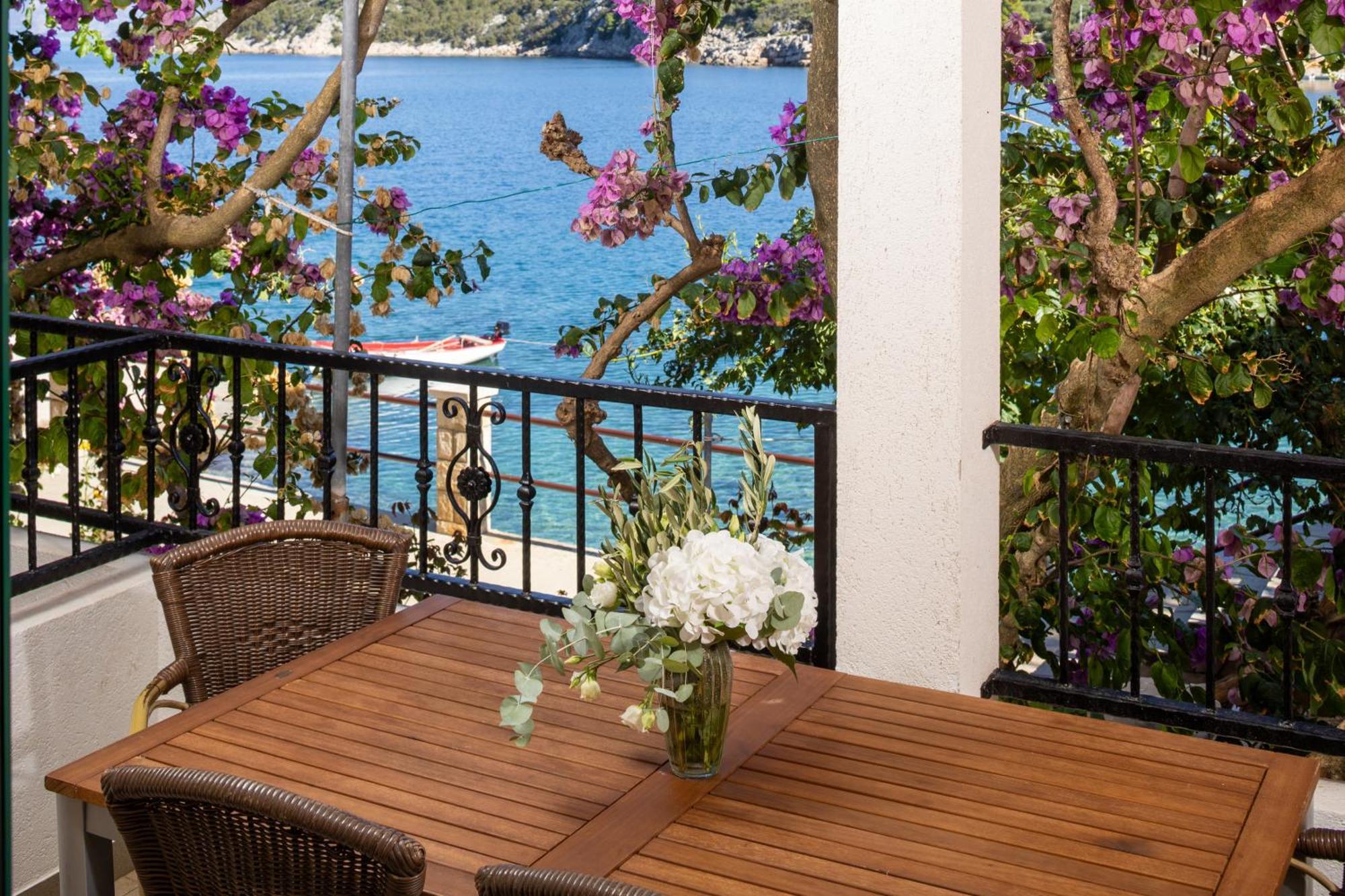 Apartmani Nikola Zastrazisce Luaran gambar
