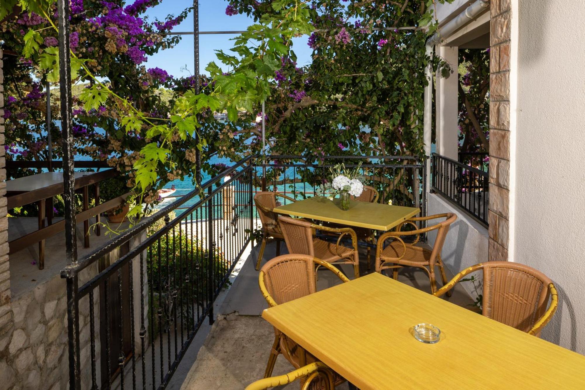 Apartmani Nikola Zastrazisce Luaran gambar