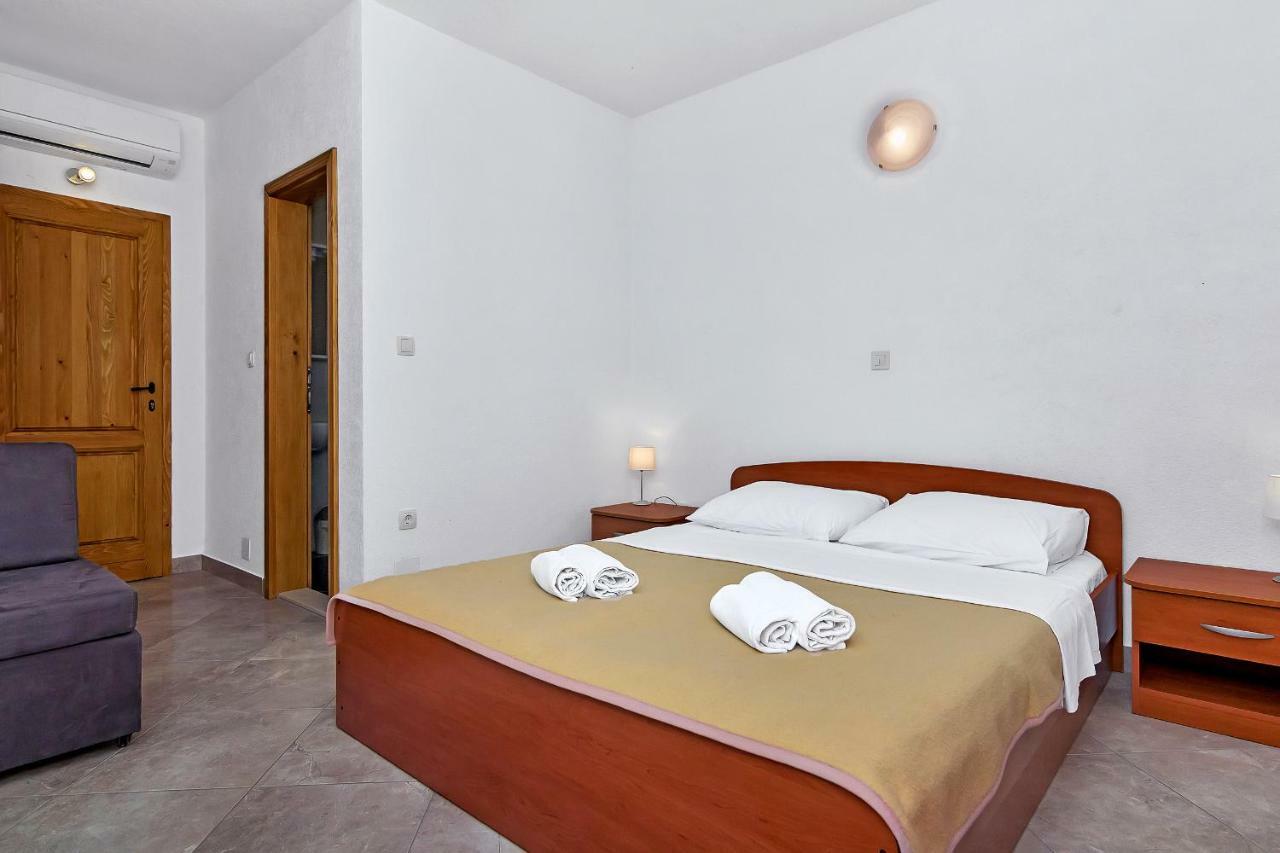 Apartmani Nikola Zastrazisce Luaran gambar