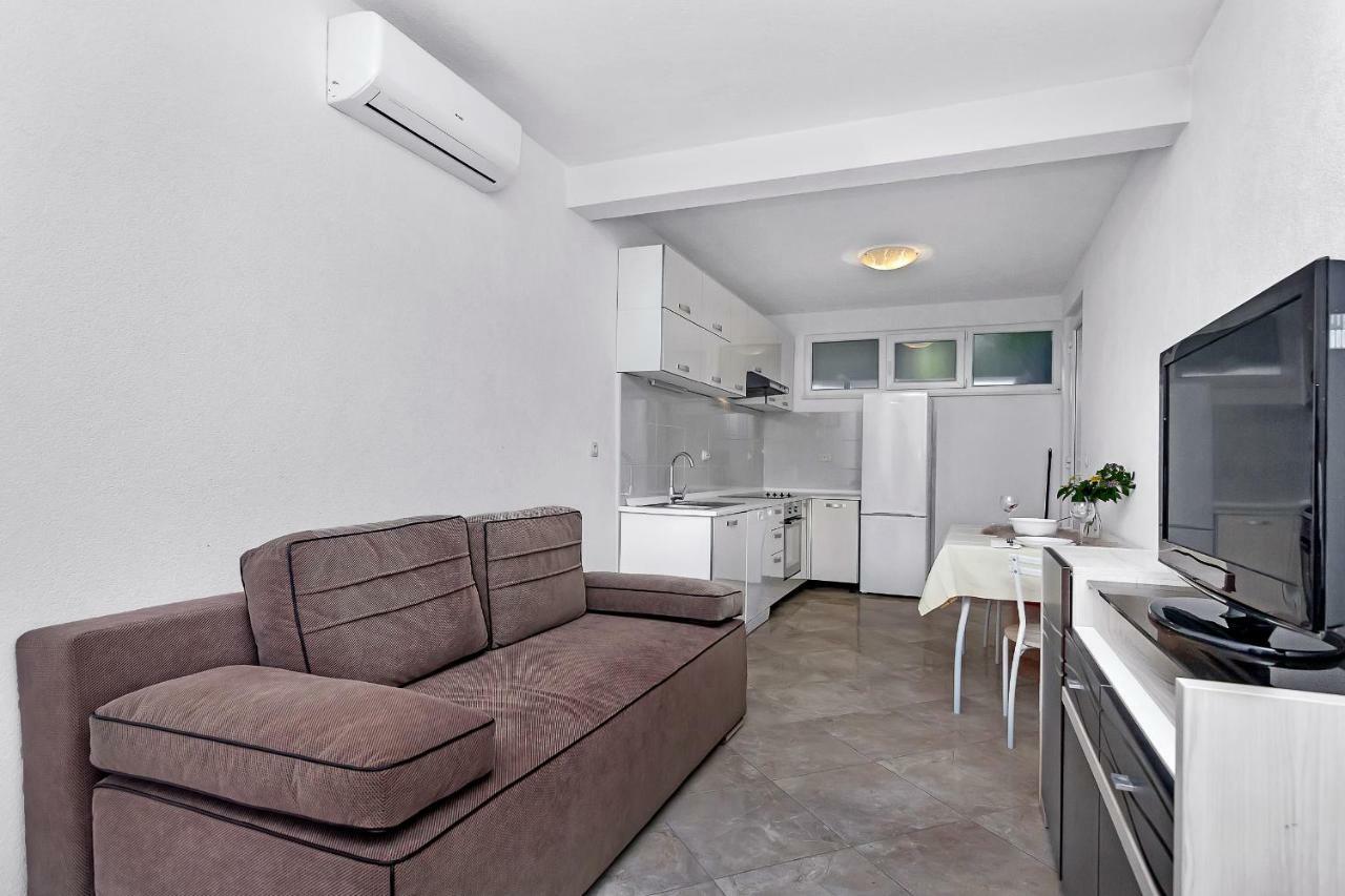 Apartmani Nikola Zastrazisce Luaran gambar