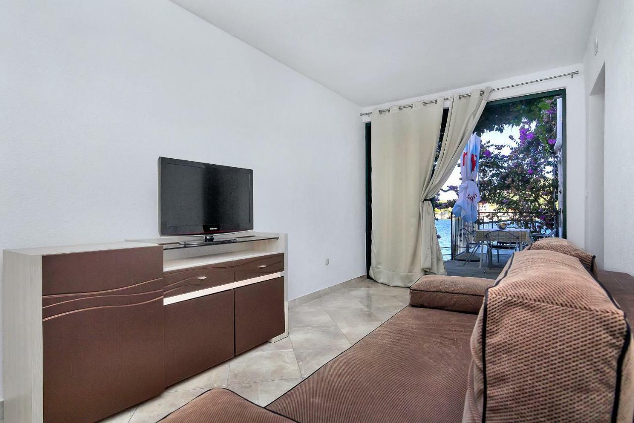 Apartmani Nikola Zastrazisce Luaran gambar