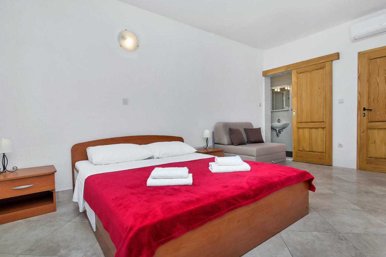 Apartmani Nikola Zastrazisce Luaran gambar