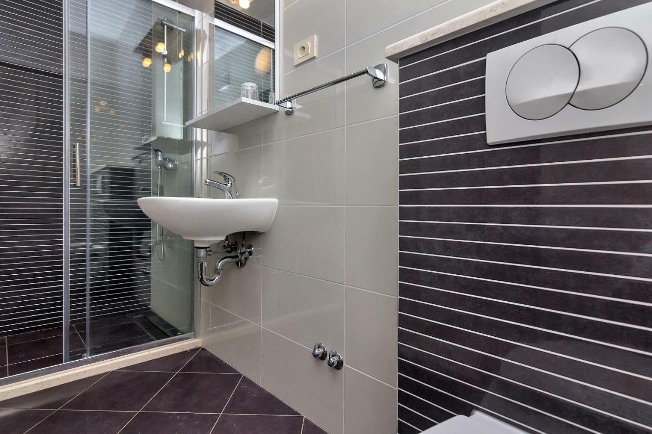 Apartmani Nikola Zastrazisce Luaran gambar